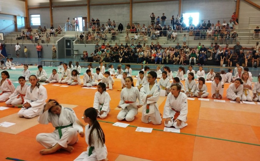 Remise de diplôme de grade et Assemblée Générale